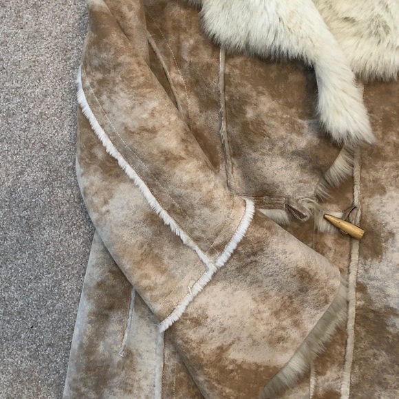 Jones New York Faux Fur Jacket - Picture 4 of 6